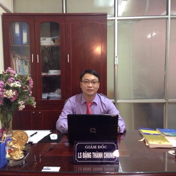 Luật sư Đặng Thành Chung trả lời câu hỏi của CafeAuto