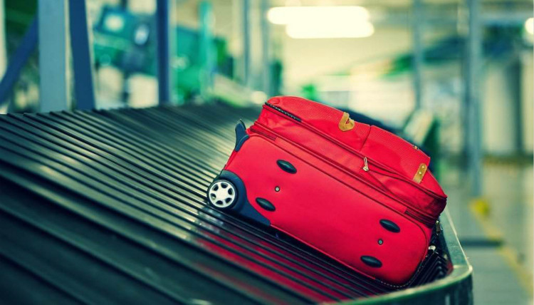 Hành lý bị hư hỏng khi kí gửi hàng không có được đền bù không?